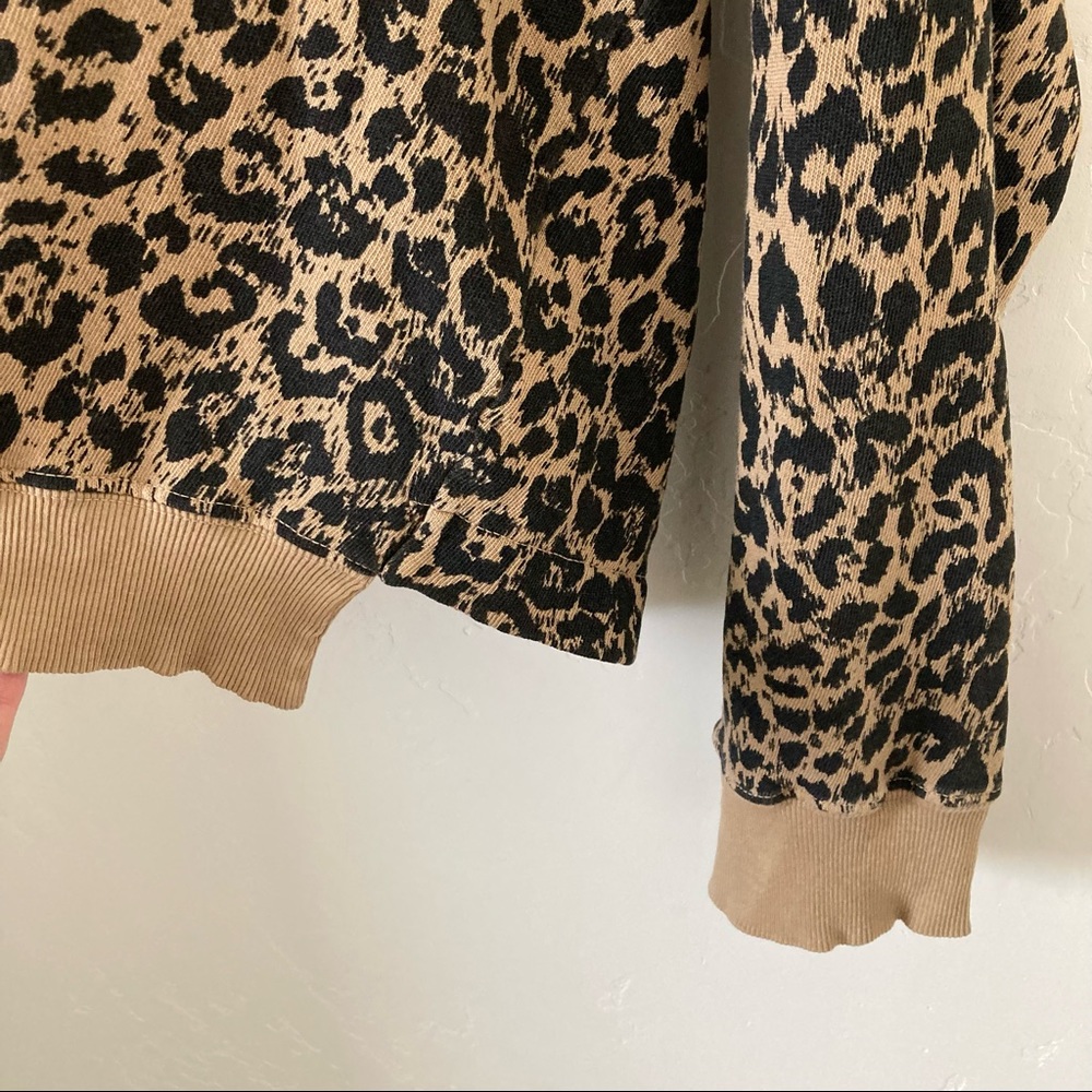 Animal Print Top - Picture 11 of 13